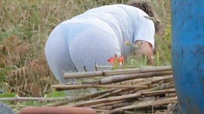 Spying Mom Butt - Chubby Plumper Granny - Mature Ass Booty