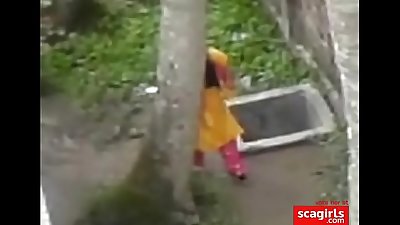 lakhmi russel dating scandal