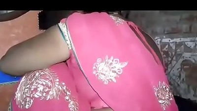 Nude indian saree aunty