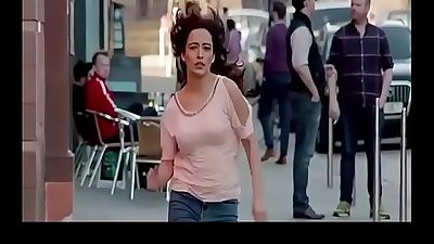 Neha  Sharma  boobs Bouncing cleavage