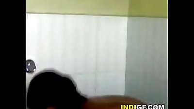 My Indian Girlfriend Suck My Cock In The Shower