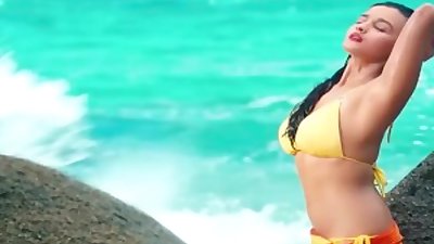hot-bollywood-actresses-in-bikinietm.mp4