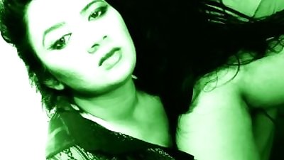 oops-shikha-thakur-offical-video.mp4