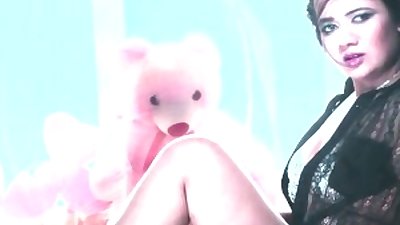 shikha-thakur-actress-in-half-freoc-video.mp4