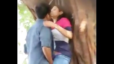 Girl fucked outdoor in Indian street wowbigass.com
