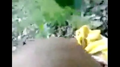 001021 DESI MALLU COUPLE OUTDOOR SEX