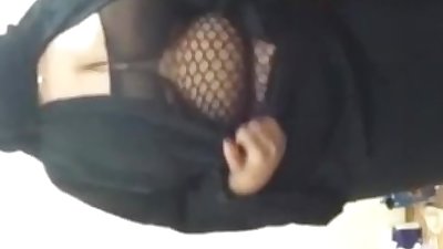 Desi BHABHI BIG MILK BOOBS ASS MUSLIMA MEAT HIJAB RANDI