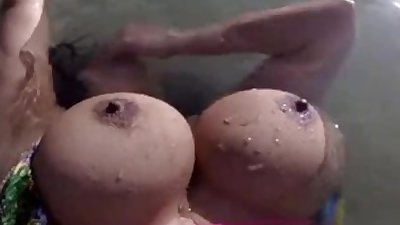 Indian College Girls Having Sex on the Beach