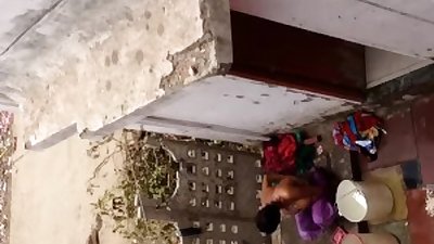 Aunti bath big boobs