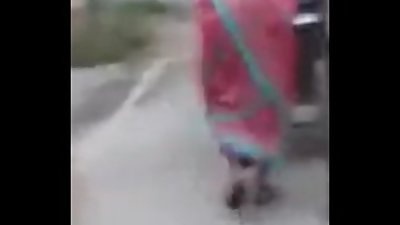 Nice aunty ass shake